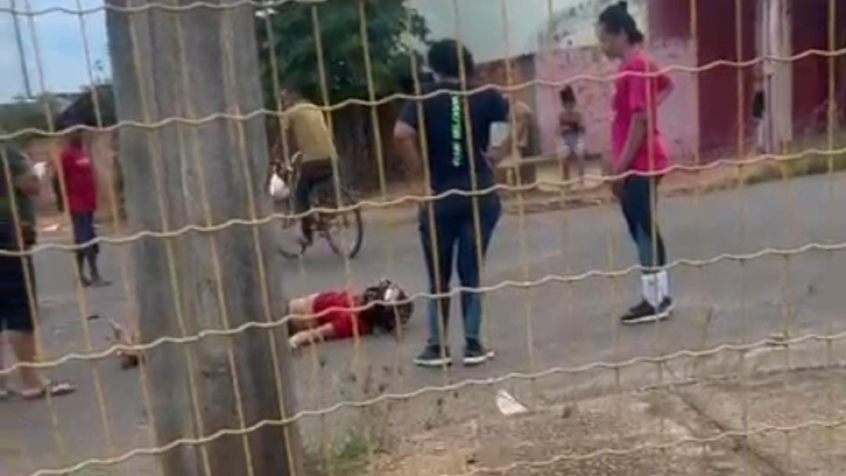 Motociclista fica ferido em acidente na Avenida Macapá com Rua Nova Brasília