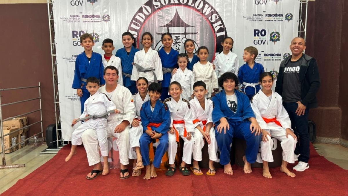 Academia Barros conquista 3º lugar geral e leva 14 medalhas na 5ª Copa de Judô Sokolowski