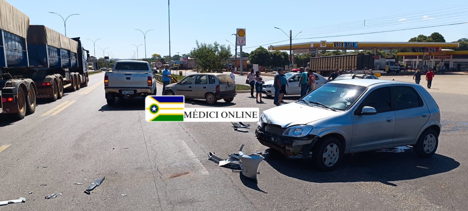 Acidente no Cruzamento da BR 364 com a Avenida Otávio Rodrigues de Matos