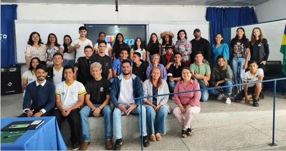 Alunos da Escola Carlos Drummond de Andrade Disputarão Fase Estadual do Festival Estudantil Rondoniense de Artes