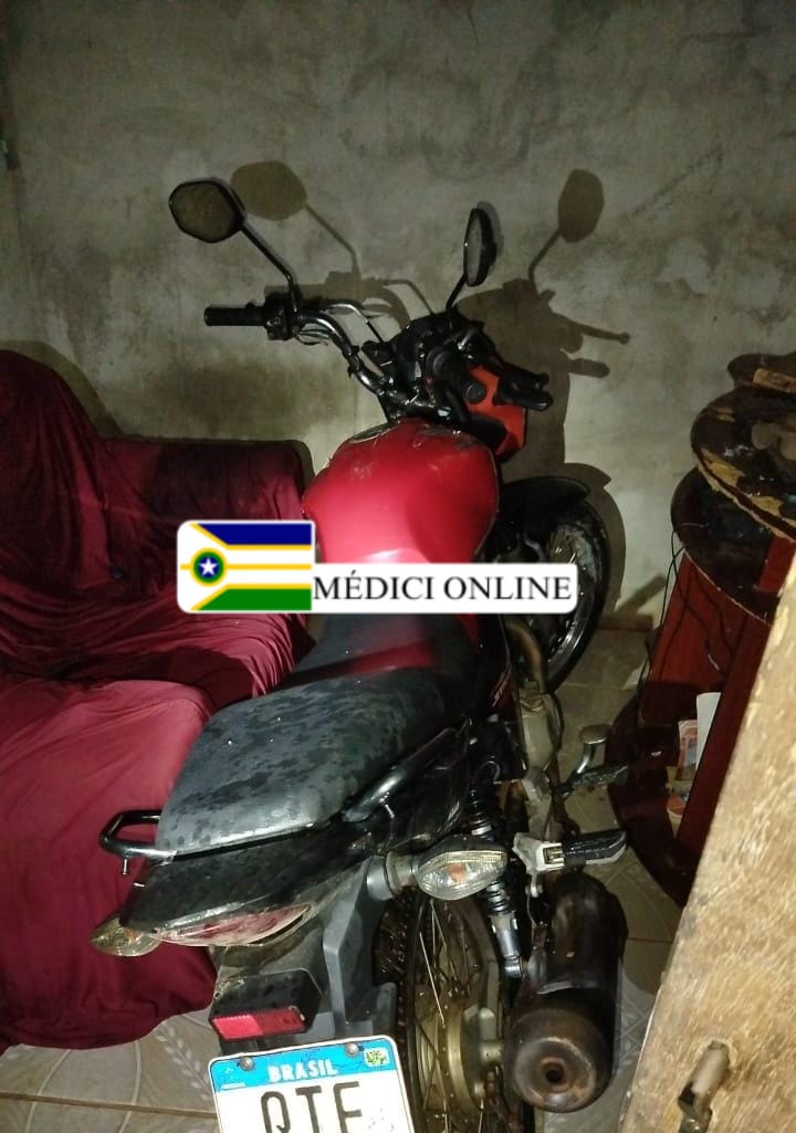 Polícia Militar recupera motocicleta furtada e apreende dois suspeitos em Presidente Médici