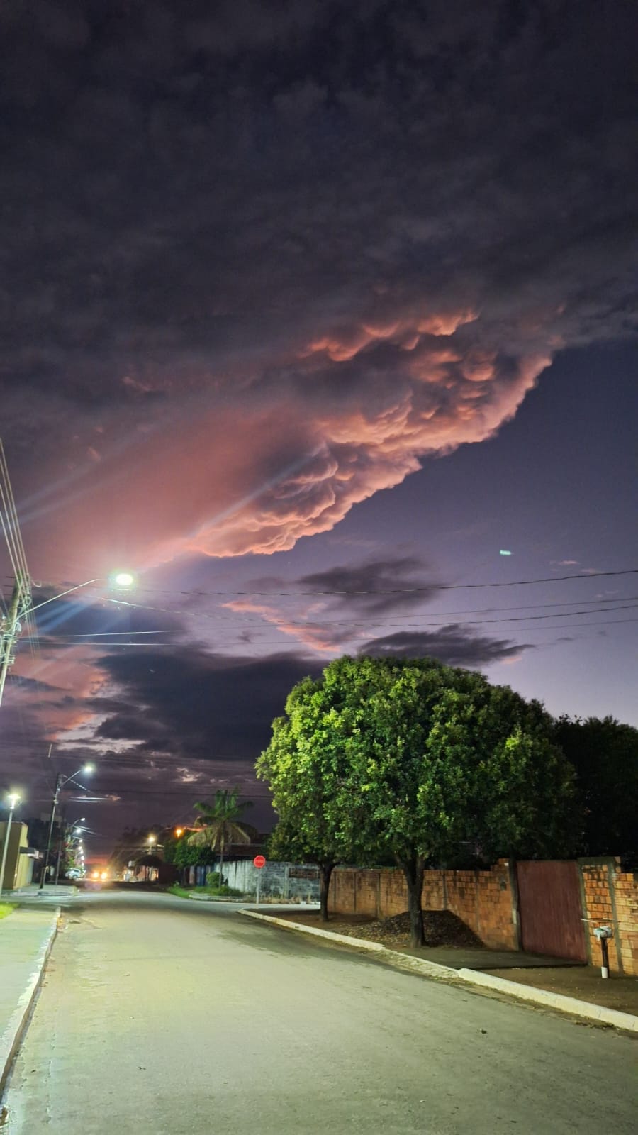 Forte frente fria chega à Rondônia neste fim de semana